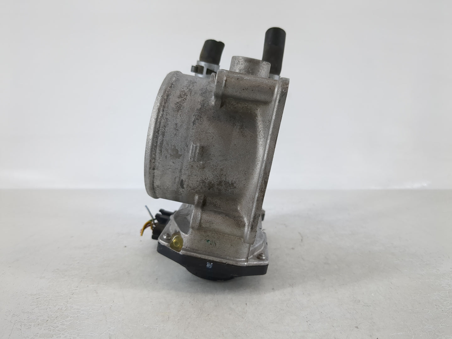 2007-2017 Toyota Camry Throttle Body P/N:22030-0R050 Fits OEM Used Auto Parts - Oemusedautoparts1.com