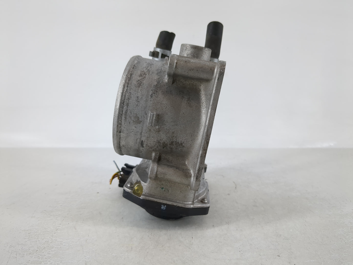 2007-2017 Toyota Camry Throttle Body P/N:22030-0R050 Fits OEM Used Auto Parts - Oemusedautoparts1.com