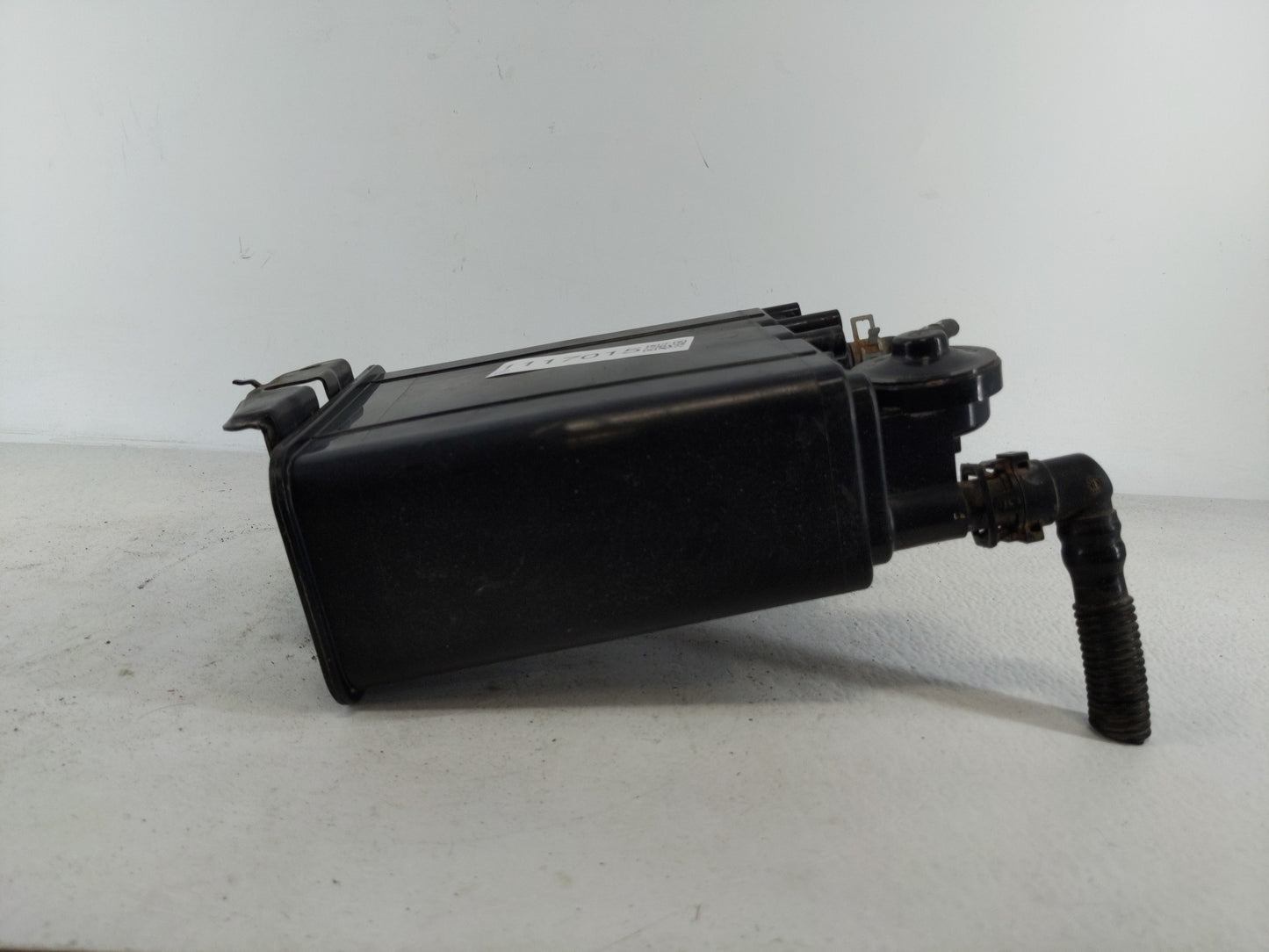 2008 Toyota Camry Fuel Vapor Charcoal Canister - Oemusedautoparts1.com
