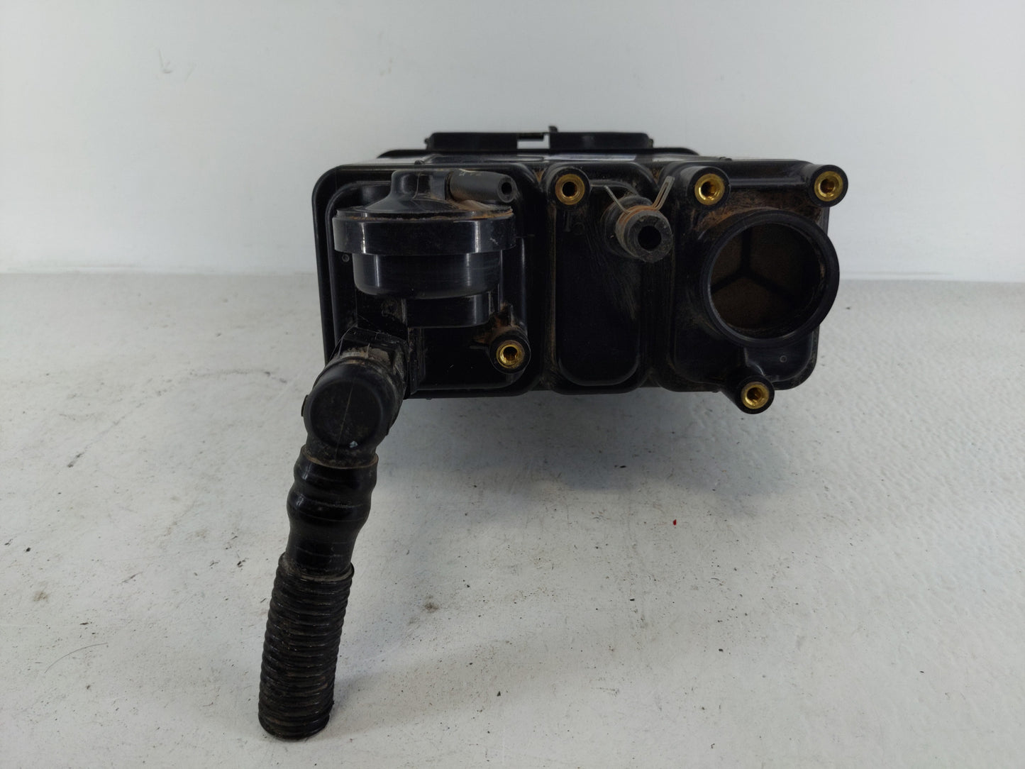 2008 Toyota Camry Fuel Vapor Charcoal Canister - Oemusedautoparts1.com
