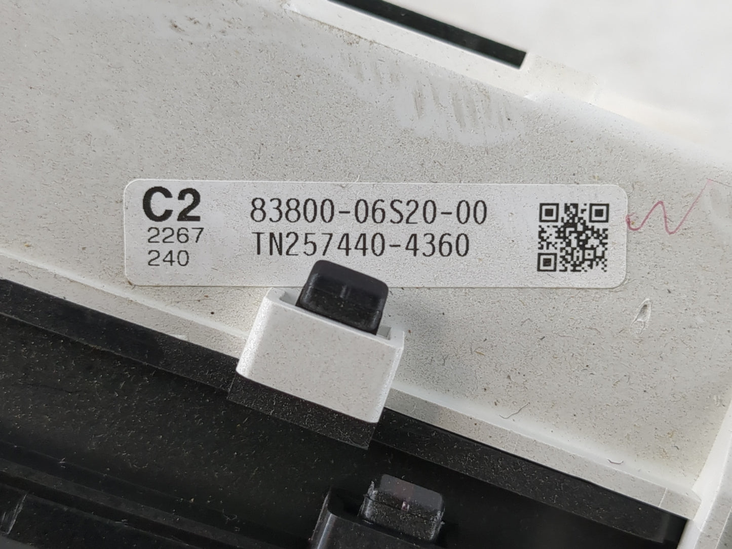 2007-2009 Toyota Camry Instrument Cluster Speedometer Gauges P/N:83800-06S20-00 Fits Fits 2007 2008 2009 OEM Used Auto Parts