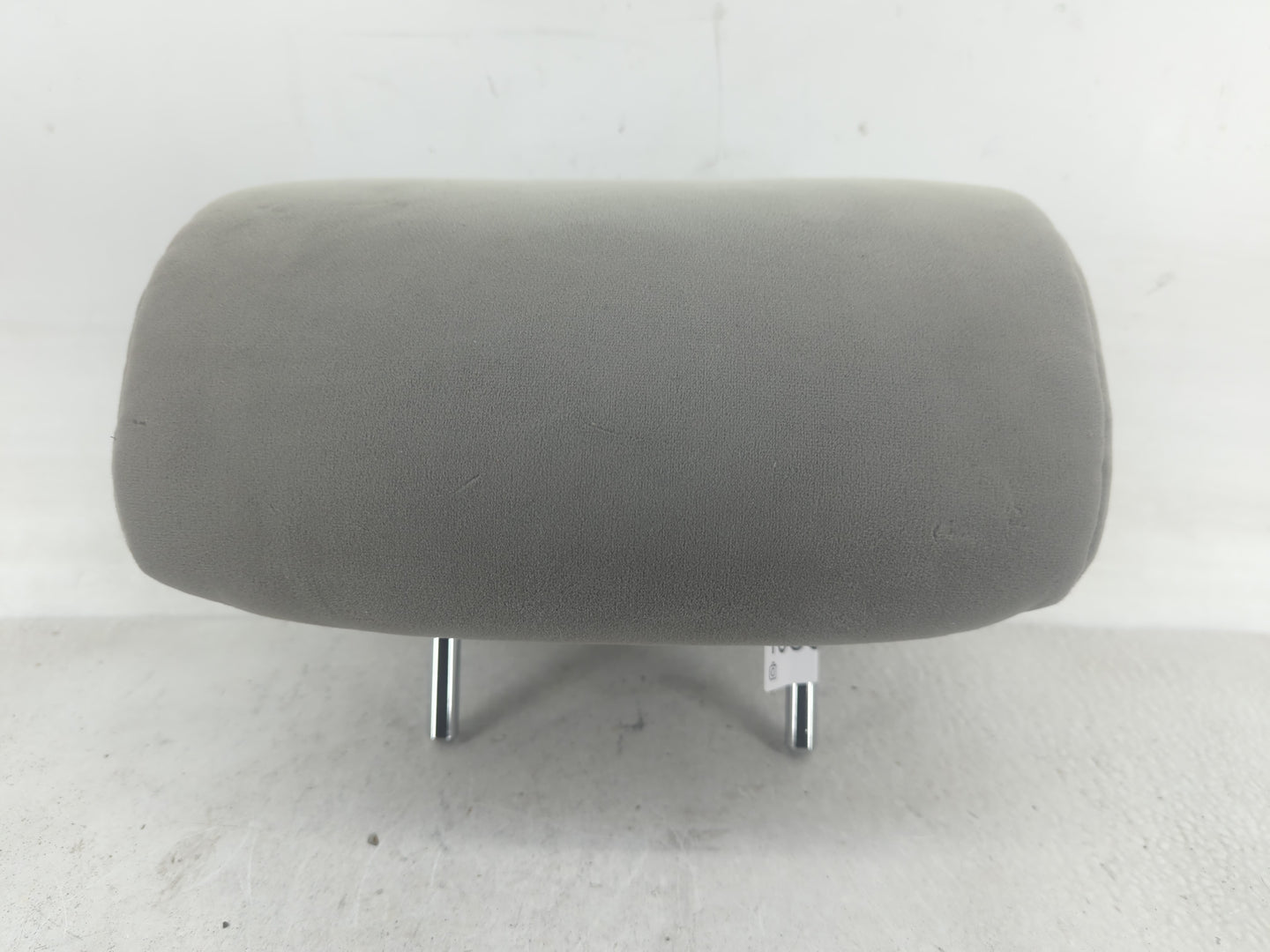 2007-2009 Toyota Camry Headrest Head Rest Rear Center Seat Fits Fits 2007 2008 2009 OEM Used Auto Parts - Oemusedautoparts1.