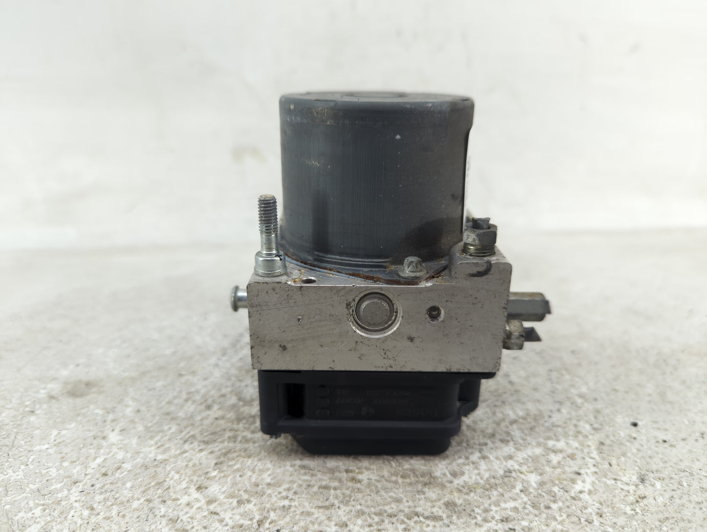 2007-2009 Toyota Camry ABS Pump Control Module Replacement Fits Fits 2007 2008 2009 OEM Used Auto Parts - Oemusedautoparts1.