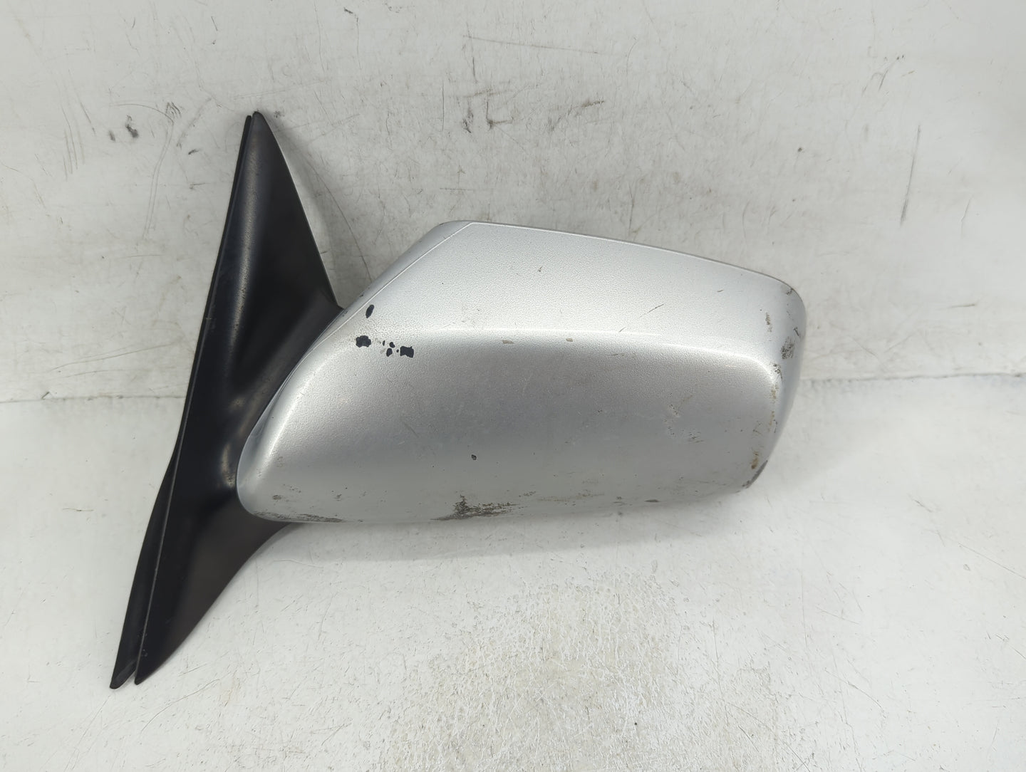 2007-2011 Toyota Camry Driver Side View Mirror - Left Door Mirror OEM Used - Oemusedautoparts1.com