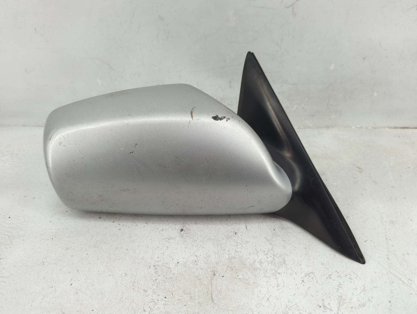 2007-2011 Toyota Camry Passenger Side View Mirror - Right Door Mirror OEM Used - Oemusedautoparts1.com