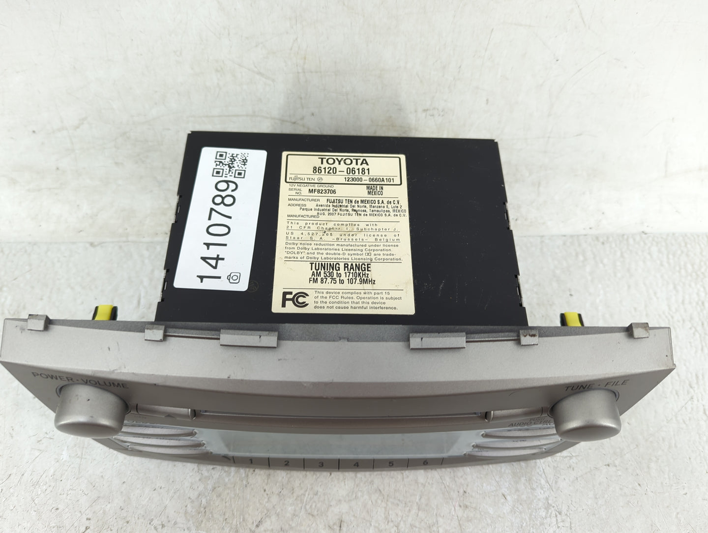 2007-2009 Toyota Camry Radio AM FM Cd Player Receiver Replacement P/N:86120-06181 Fits Fits 2007 2008 2009 OEM Used Auto Par
