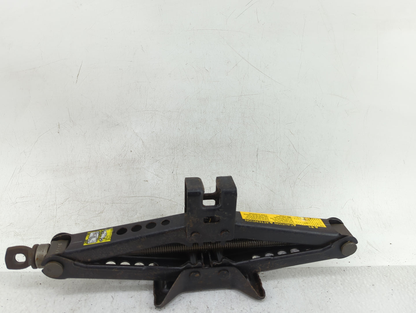 2008 Toyota Camry Spare Scissor Car Jack - Oemusedautoparts1.com
