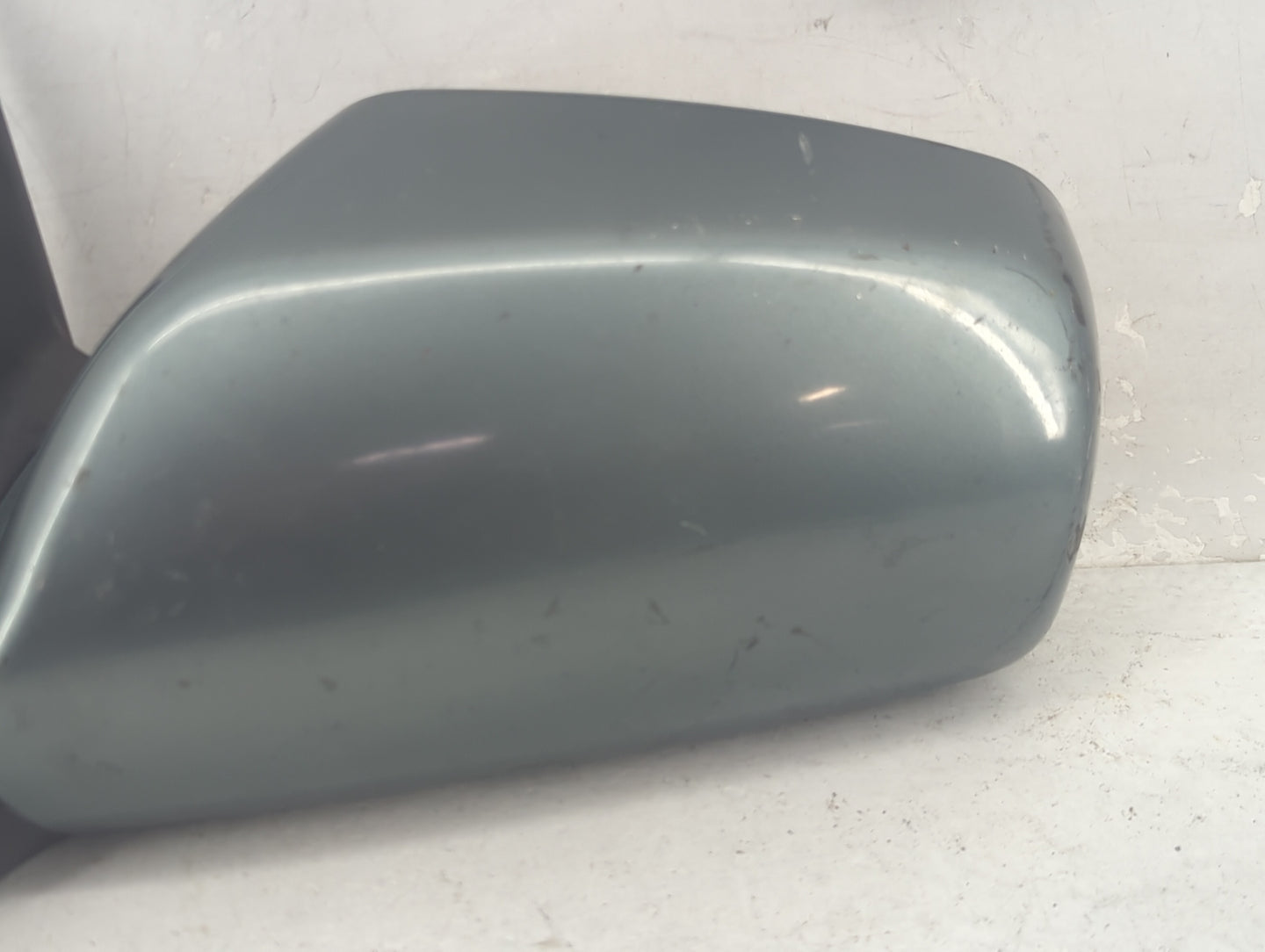 2007-2011 Toyota Camry Driver Side View Mirror - Left Door Mirror OEM Used - Oemusedautoparts1.com