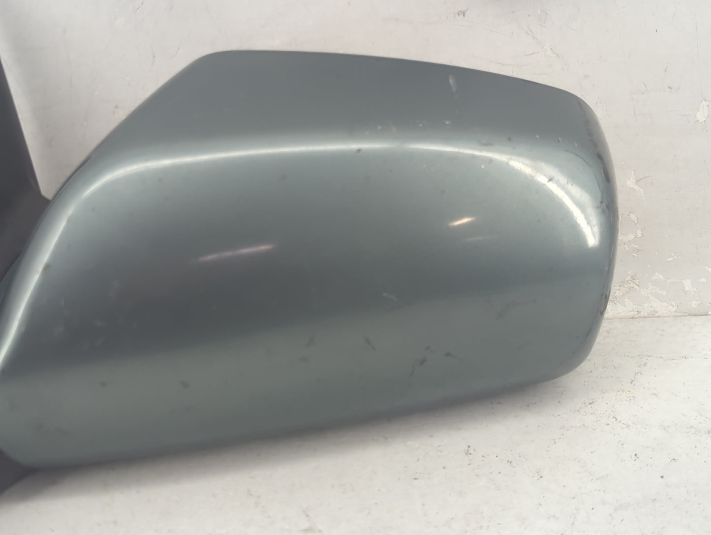 2007-2011 Toyota Camry Driver Side View Mirror - Left Door Mirror OEM Used - Oemusedautoparts1.com