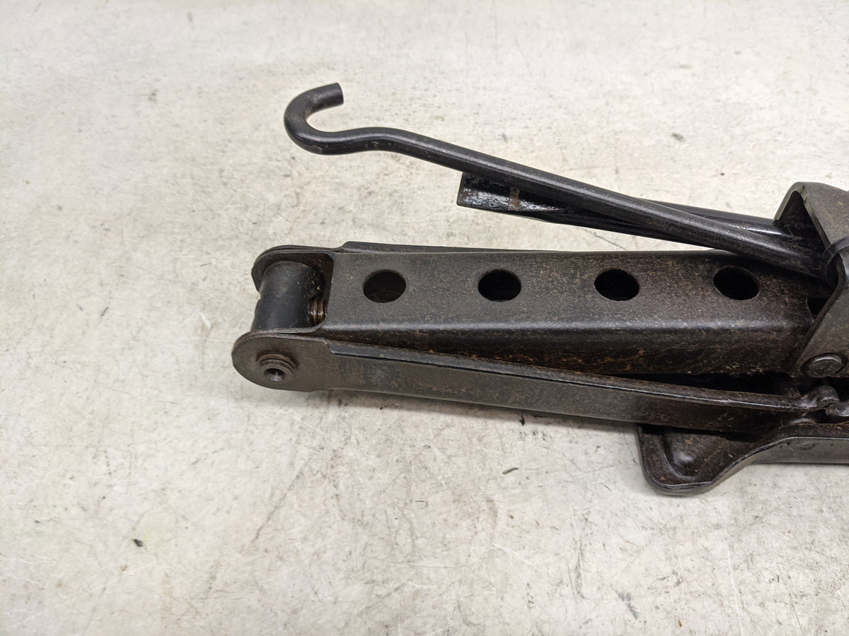 2008 Toyota Camry Spare Scissor Car Jack 1459123 - Oemusedautoparts1.com