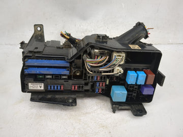 2007-2009 Toyota Camry Fusebox Fuse Box Panel Relay Module P/N:82620-07050 82620-33030, 82720-06091 Fits Fits 2007 2008 2009 OEM Used Auto Parts