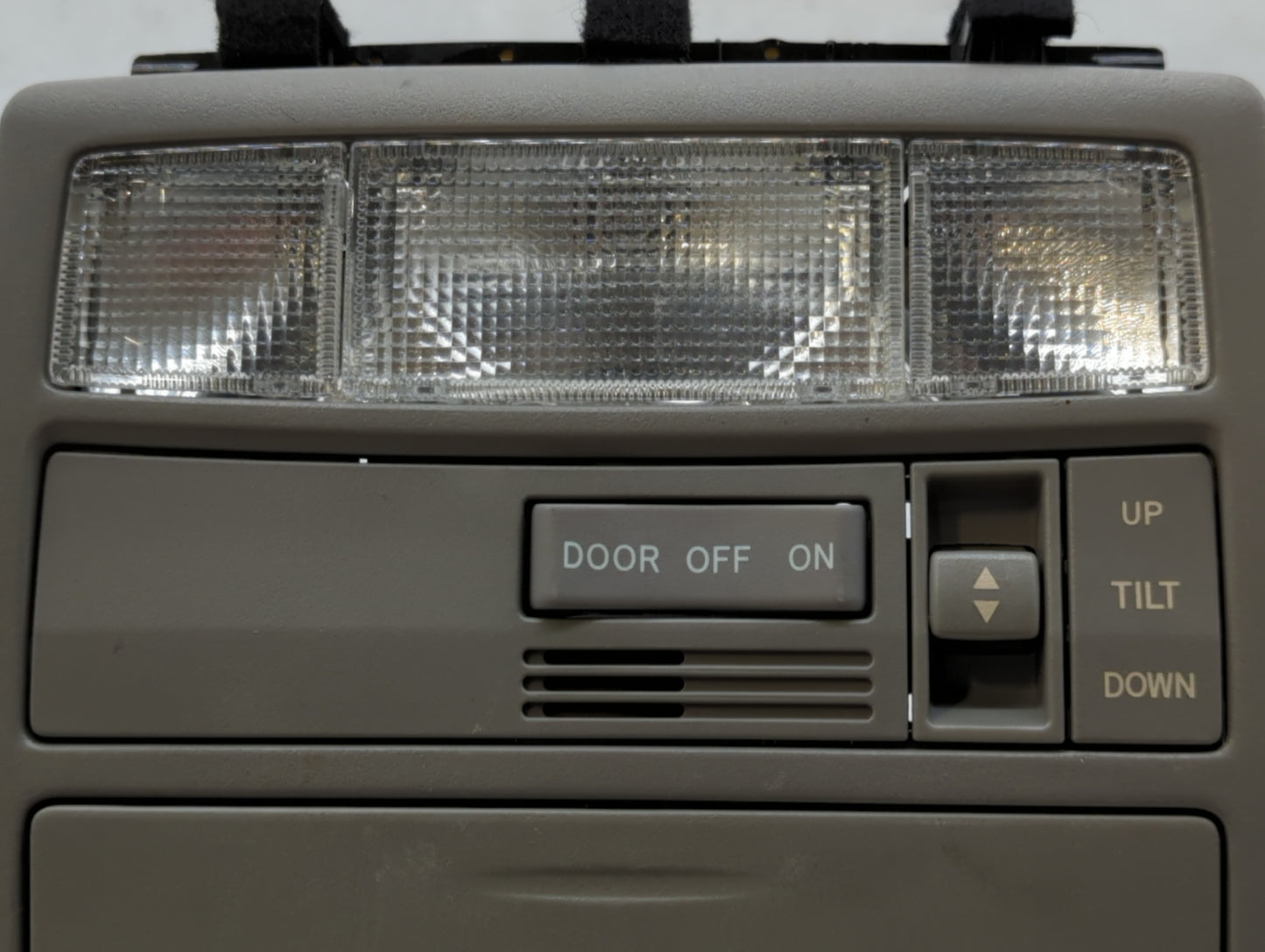 2008 Toyota Camry Overhead Roof Console - Oemusedautoparts1.com