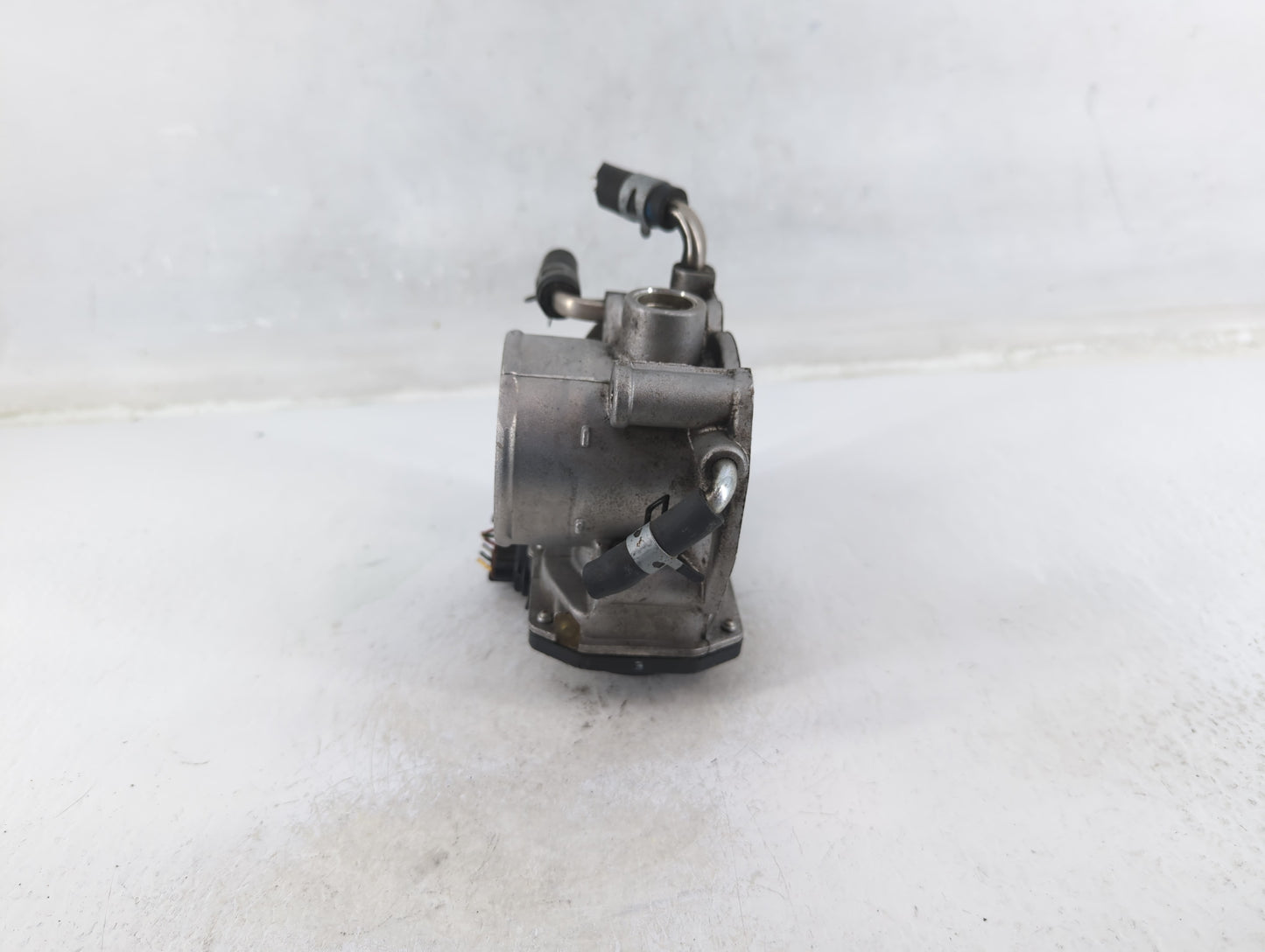 2007-2011 Toyota Camry Throttle Body P/N:8A24 22030-0H030 Fits Fits 2006 2007 2008 2009 2010 2011 2012 2013 2014 2015 OEM Us