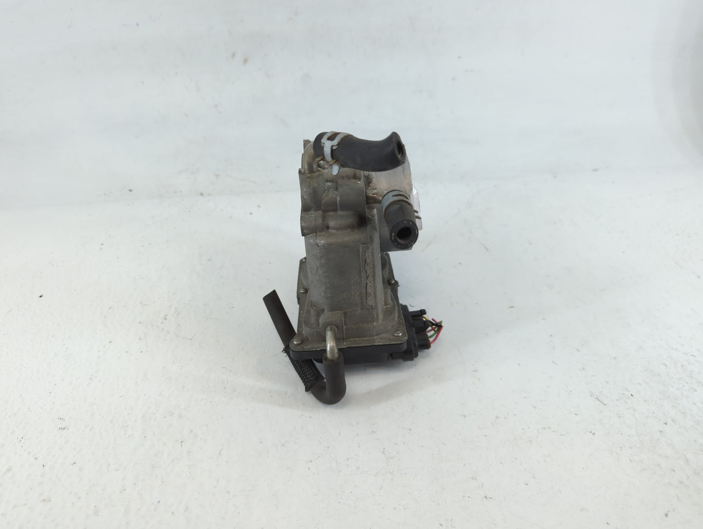 2007-2011 Toyota Camry Throttle Body P/N:22030-0H030 Fits Fits 2006 2007 2008 2009 2010 2011 2012 2013 2014 2015 OEM Used Au