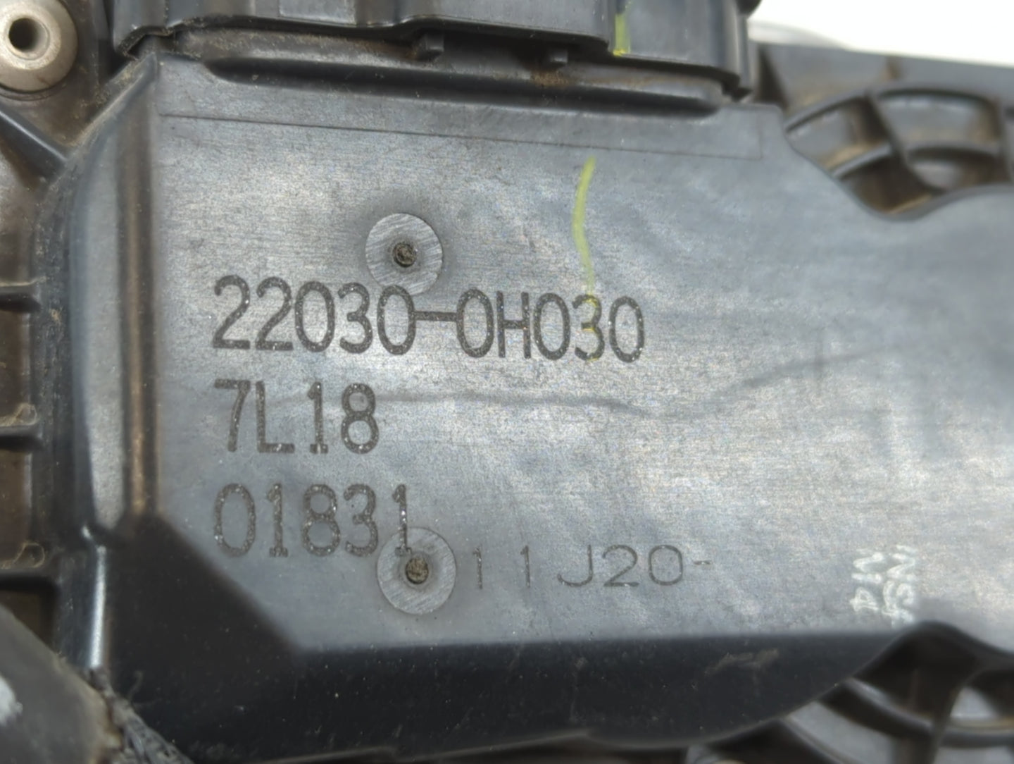 2007-2011 Toyota Camry Throttle Body P/N:22030-0H030 Fits Fits 2006 2007 2008 2009 2010 2011 2012 2013 2014 2015 OEM Used Au