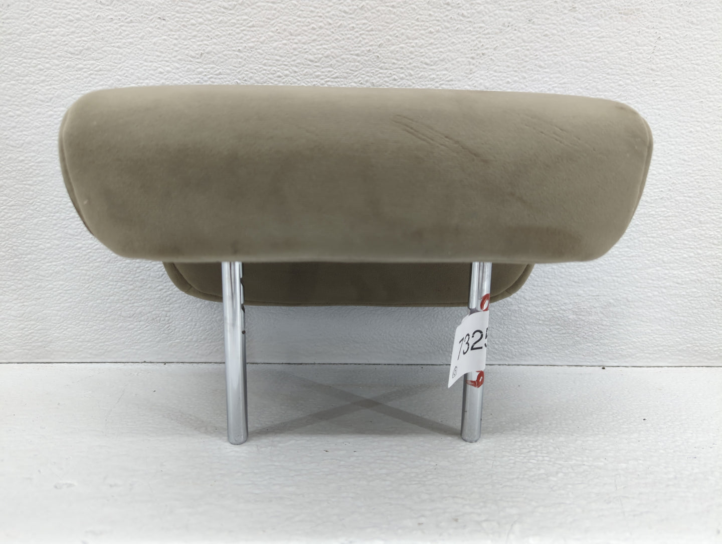 2007-2009 Toyota Camry Headrest Head Rest Front Driver Passenger Seat Fits Fits 2007 2008 2009 OEM Used Auto Parts - Oemused
