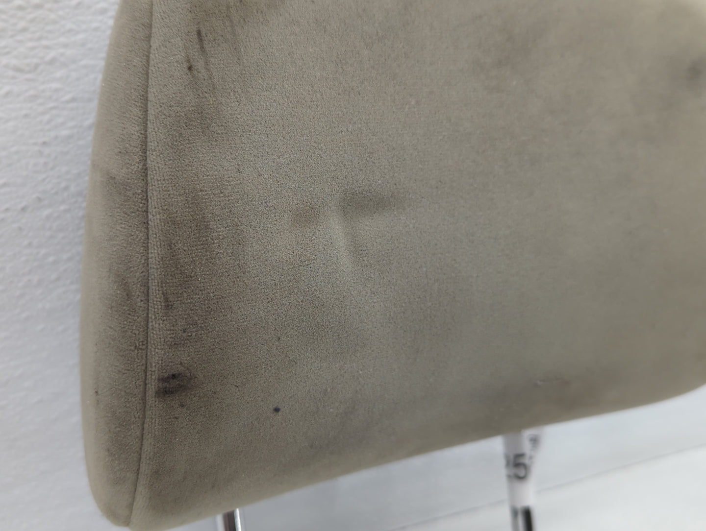 2007-2009 Toyota Camry Headrest Head Rest Front Driver Passenger Seat Fits Fits 2007 2008 2009 OEM Used Auto Parts - Oemused