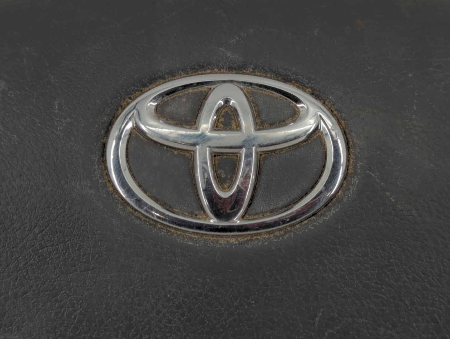 2007-2011 Toyota Camry Air Bag Driver Left Steering Wheel Mounted Fits Fits 2007 2008 2009 2010 2011 OEM Used Auto Parts - O