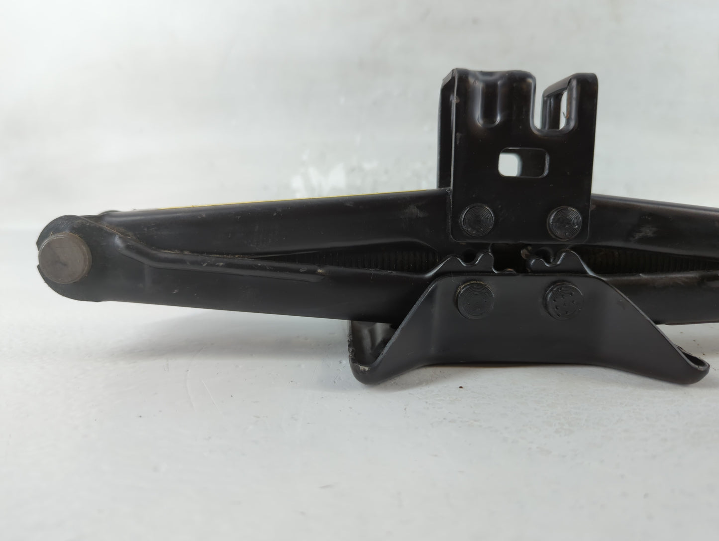 2008 Toyota Camry Spare Scissor Car Jack - Oemusedautoparts1.com