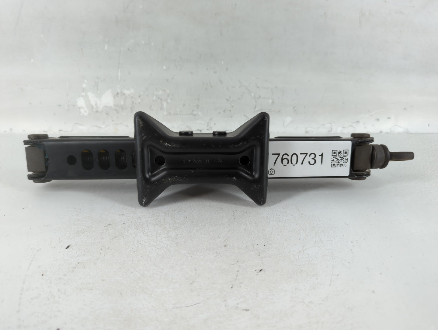 2008 Toyota Camry Spare Scissor Car Jack - Oemusedautoparts1.com