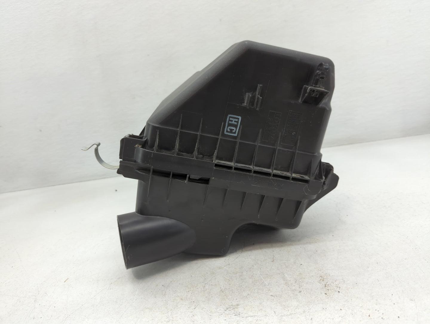 2008 Toyota Camry Air Cleaner Intake-duct Hose Tube - Oemusedautoparts1.com