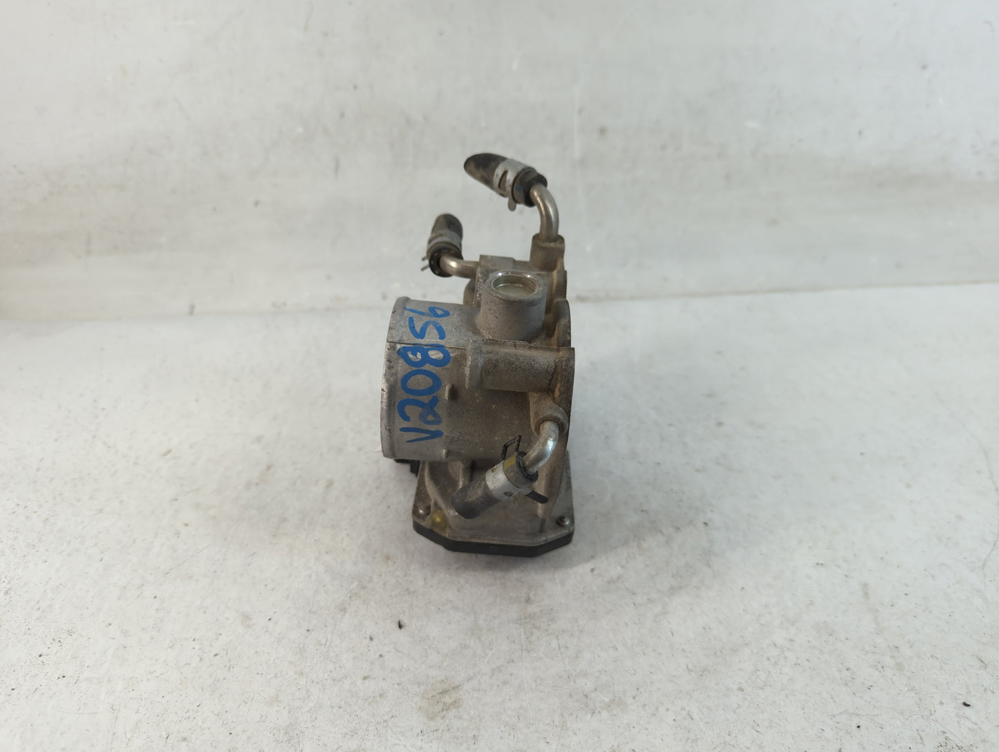 2007-2011 Toyota Camry Throttle Body P/N:22030-0H030 Fits Fits 2006 2007 2008 2009 2010 2011 2012 2013 2014 2015 OEM Used Au