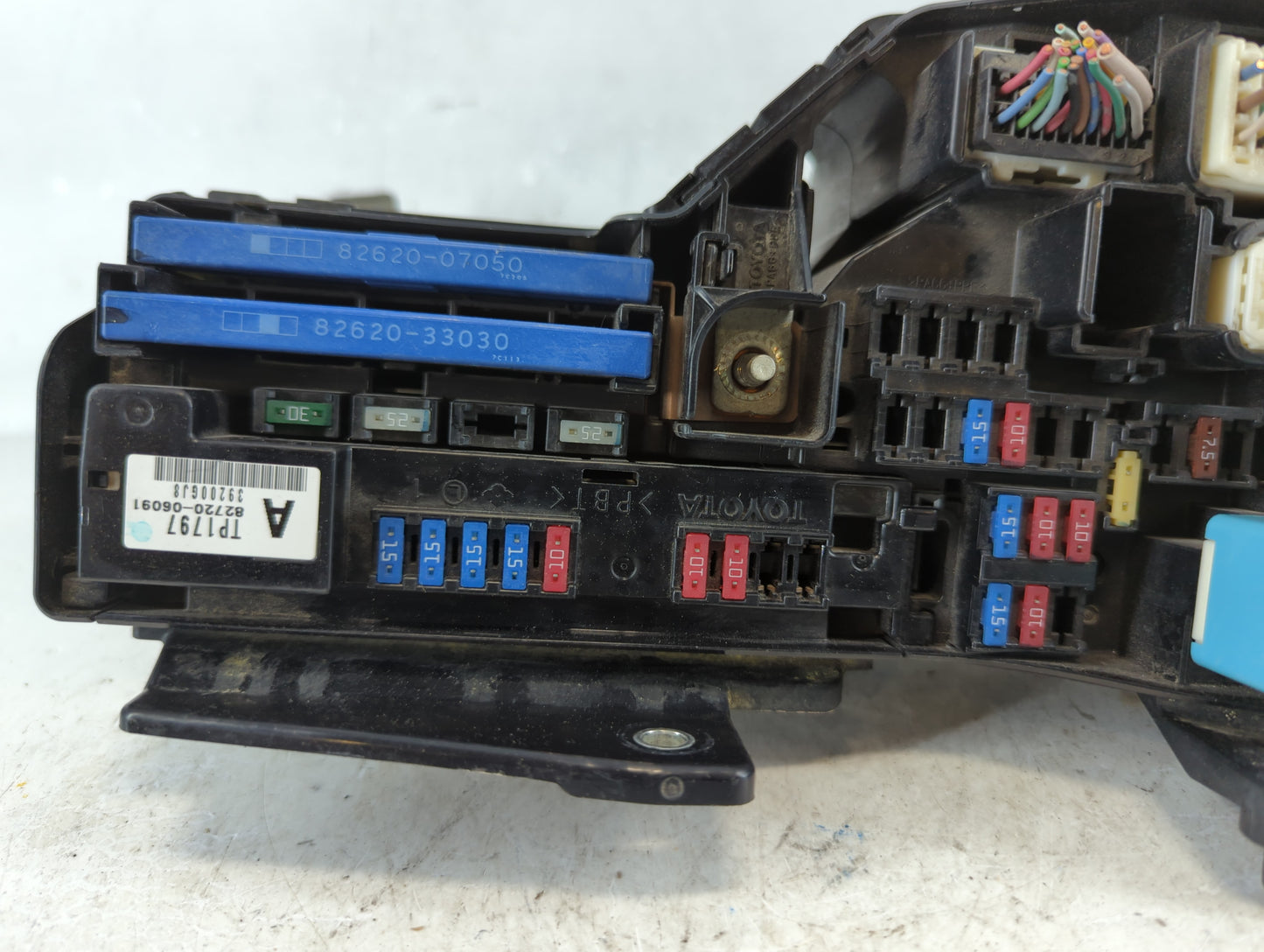 2007-2009 Toyota Camry Fusebox Fuse Box Panel Relay Module P/N:TP1797 82720-06091 Fits Fits 2007 2008 2009 OEM Used Auto Par