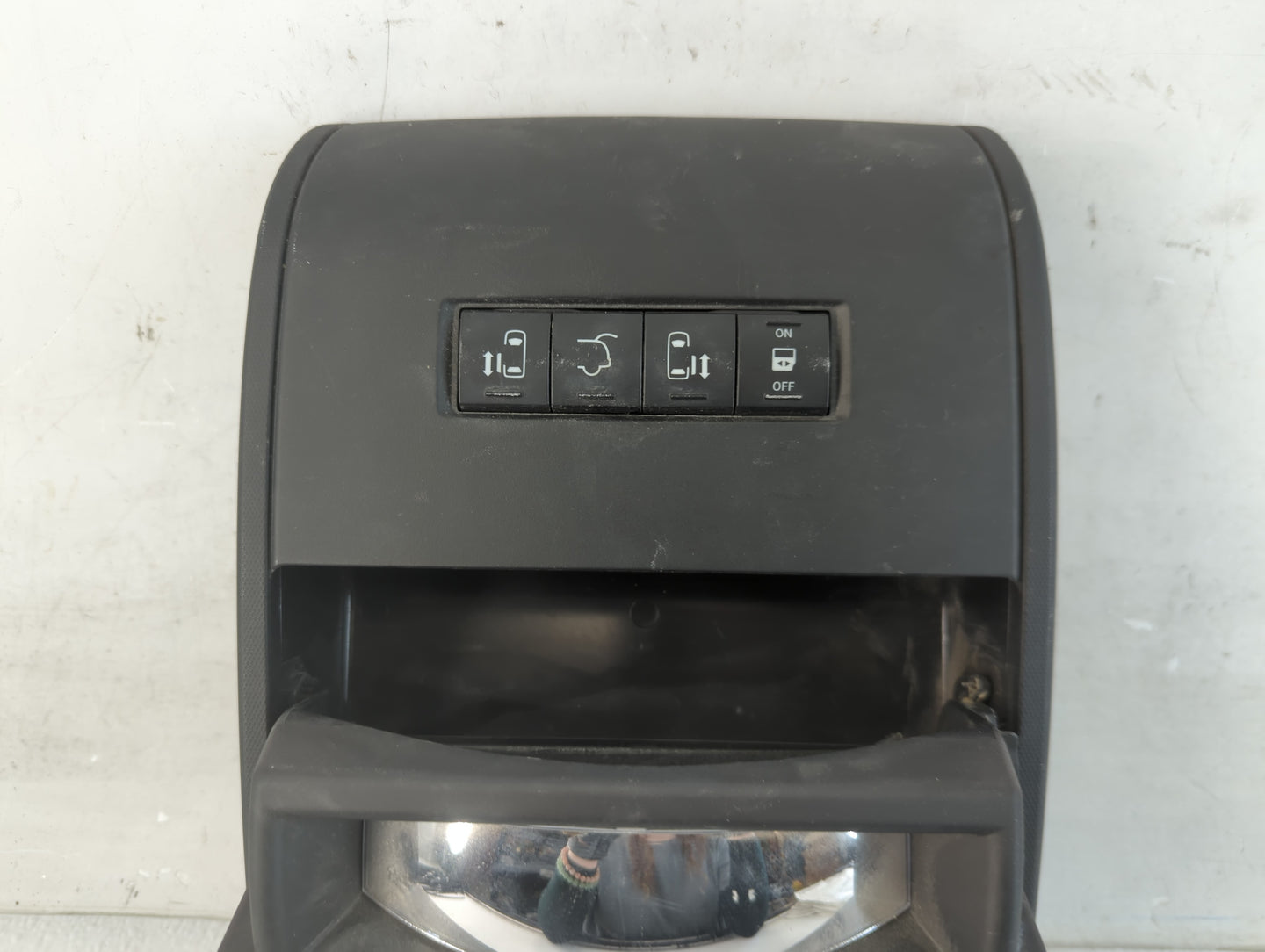 2008 Toyota Camry Overhead Roof Console - Oemusedautoparts1.com