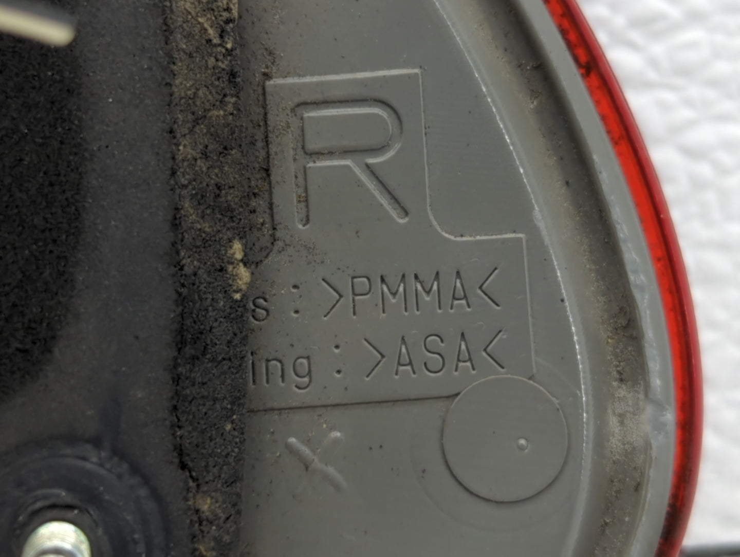 2003-2008 Toyota Corolla Tail Light Assembly Passenger Right OEM P/N:921 12V18W Fits Fits 2003 2004 2005 2006 2007 2008 OEM 