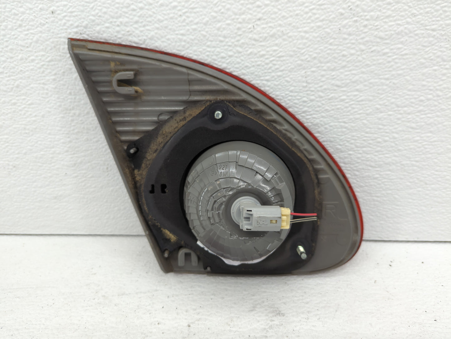 2003-2008 Toyota Corolla Tail Light Assembly Passenger Right OEM P/N:921 12V18W Fits Fits 2003 2004 2005 2006 2007 2008 OEM 