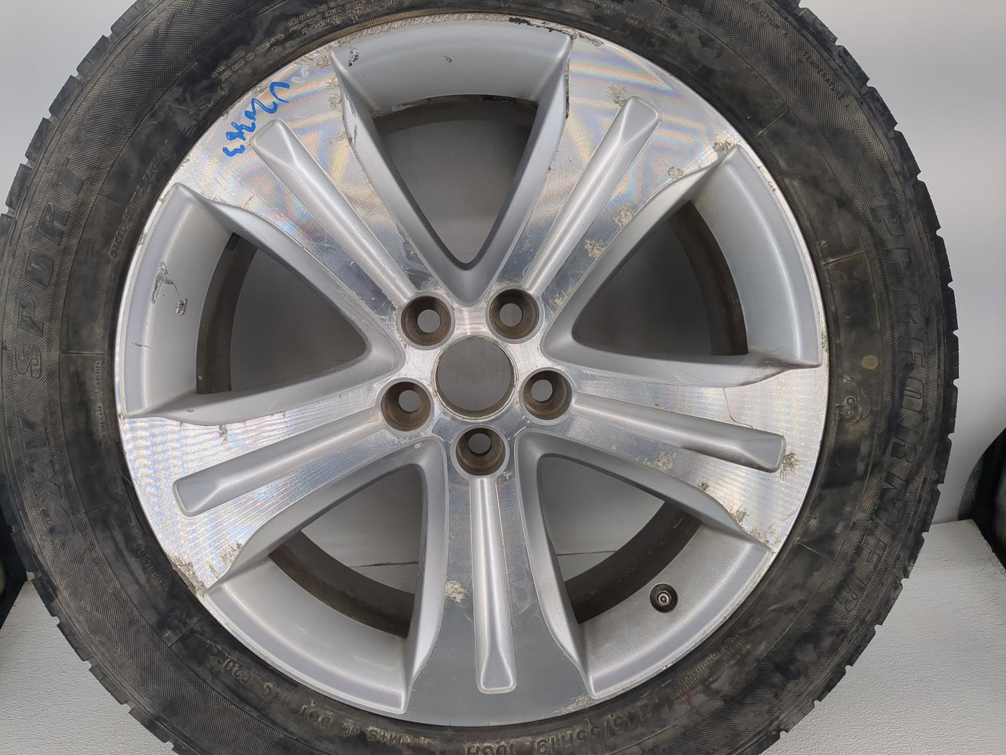 2008-2013 Toyota Highlander Spare Donut Tire Wheel Rim Oem - Oemusedautoparts1.com