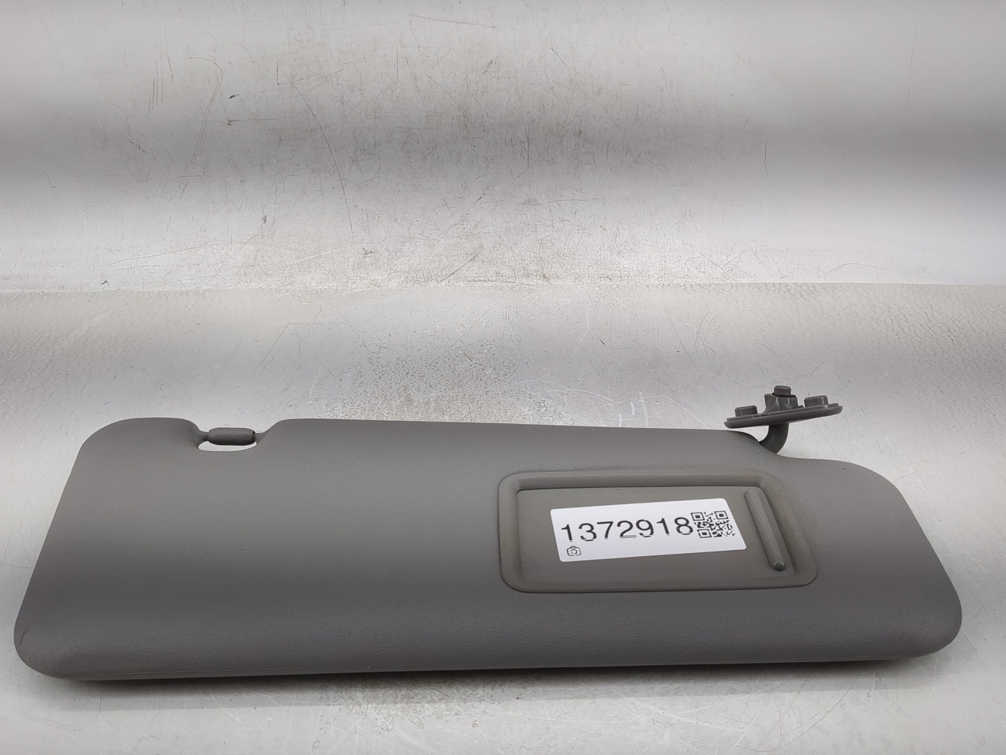2008-2010 Toyota Highlander Sun Visor Shade Replacement Passenger Right Mirror Fits Fits 2008 2009 2010 OEM Used Auto Parts 