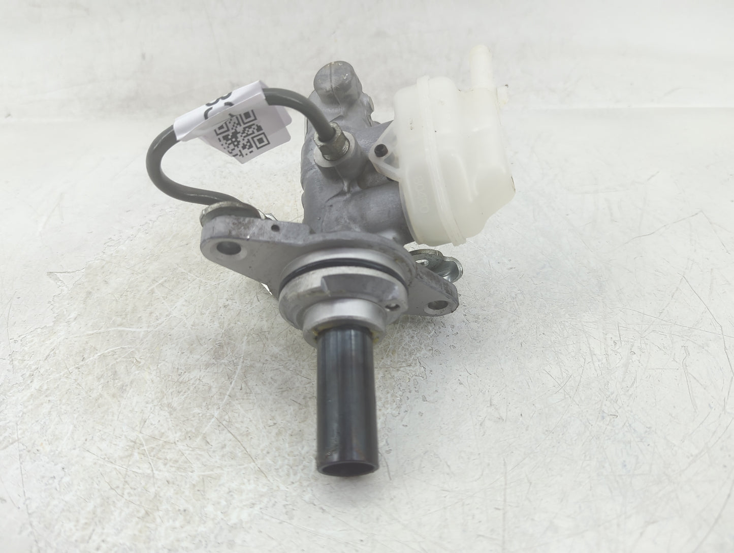 2008-2010 Toyota Highlander Brake Master Cylinder - Oemusedautoparts1.com