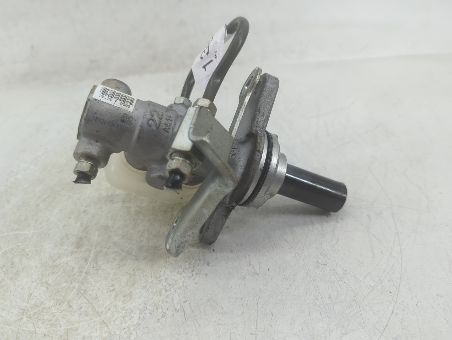 2008-2010 Toyota Highlander Brake Master Cylinder - Oemusedautoparts1.com