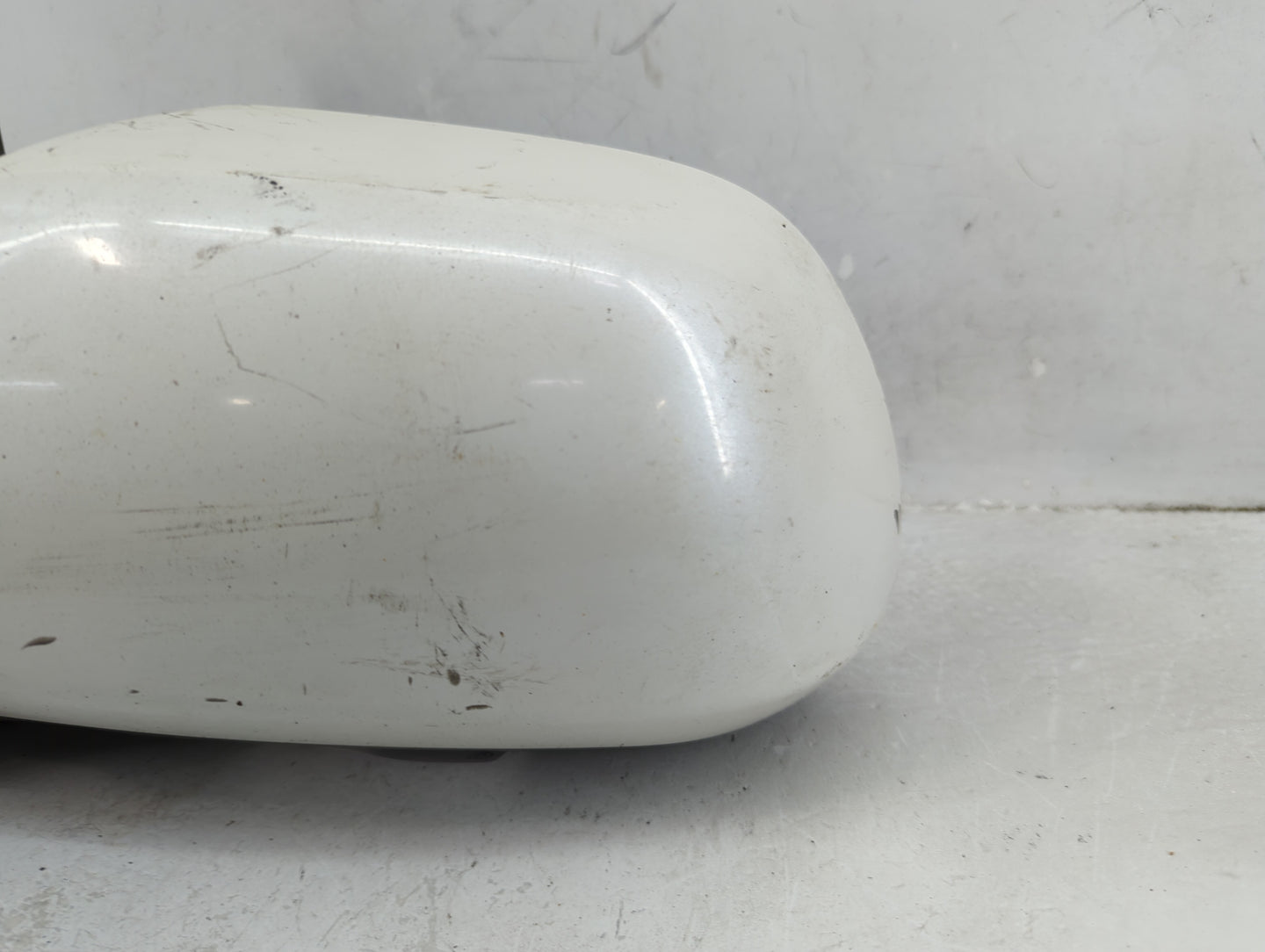 2008-2013 Toyota Highlander Driver Side View Mirror - Left Door Mirror OEM Used - Oemusedautoparts1.com