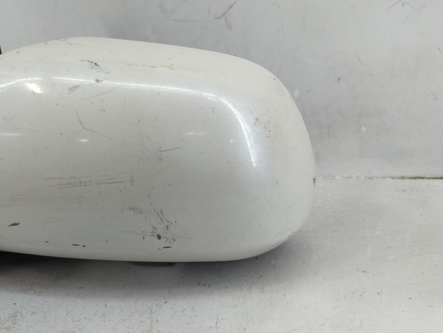 2008-2013 Toyota Highlander Driver Side View Mirror - Left Door Mirror OEM Used - Oemusedautoparts1.com