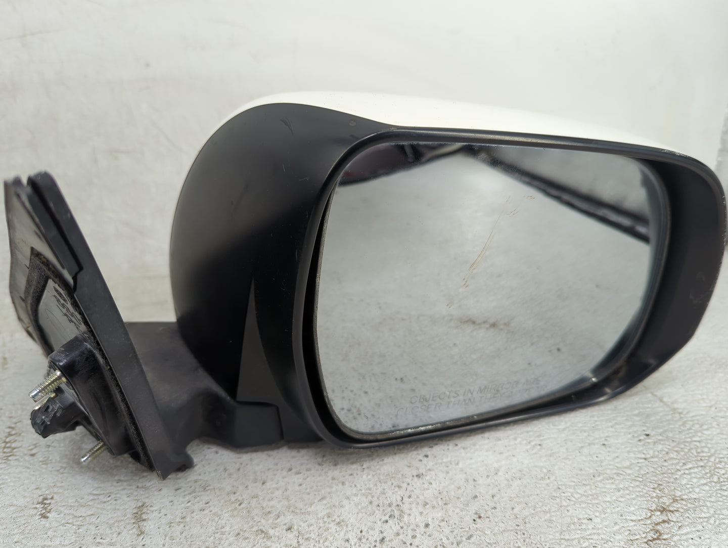 2008-2013 Toyota Highlander Passenger Side View Mirror - Right Door Mirror OEM Used - Oemusedautoparts1.com