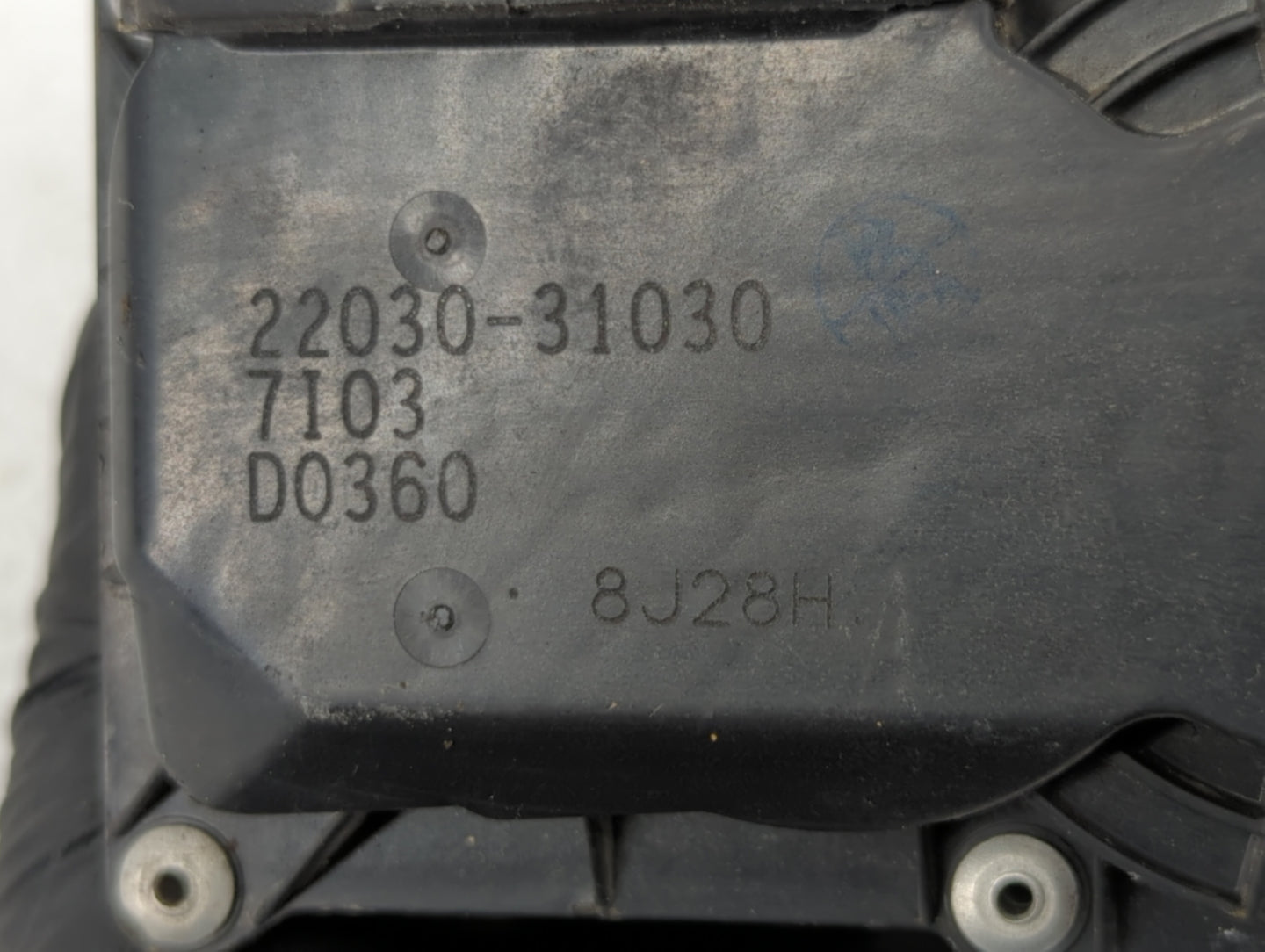 2008-2016 Toyota Highlander Throttle Body P/N:22030-0P050 22030-31030 Fits OEM Used Auto Parts - Oemusedautoparts1.com