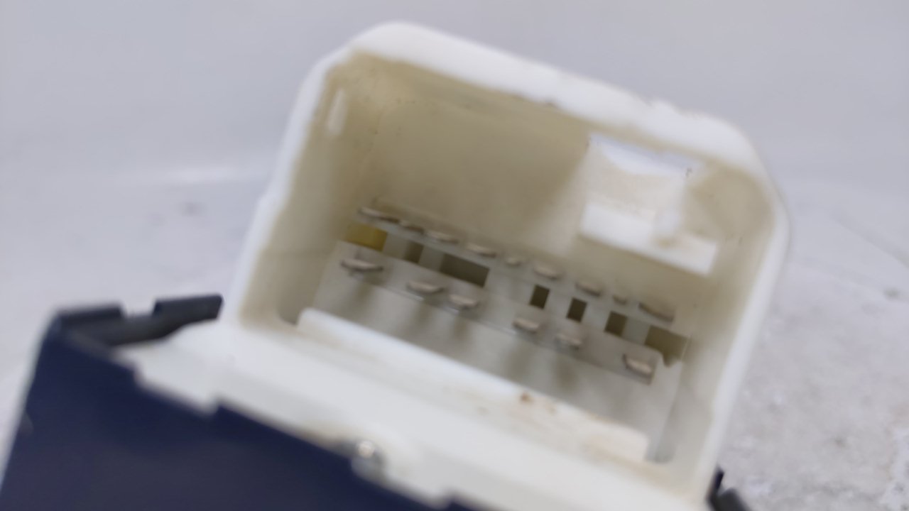 2008 Toyota Highlander Master Power Window Switch Replacement Driver Side Left Fits OEM Used Auto Parts - Oemusedautoparts1.