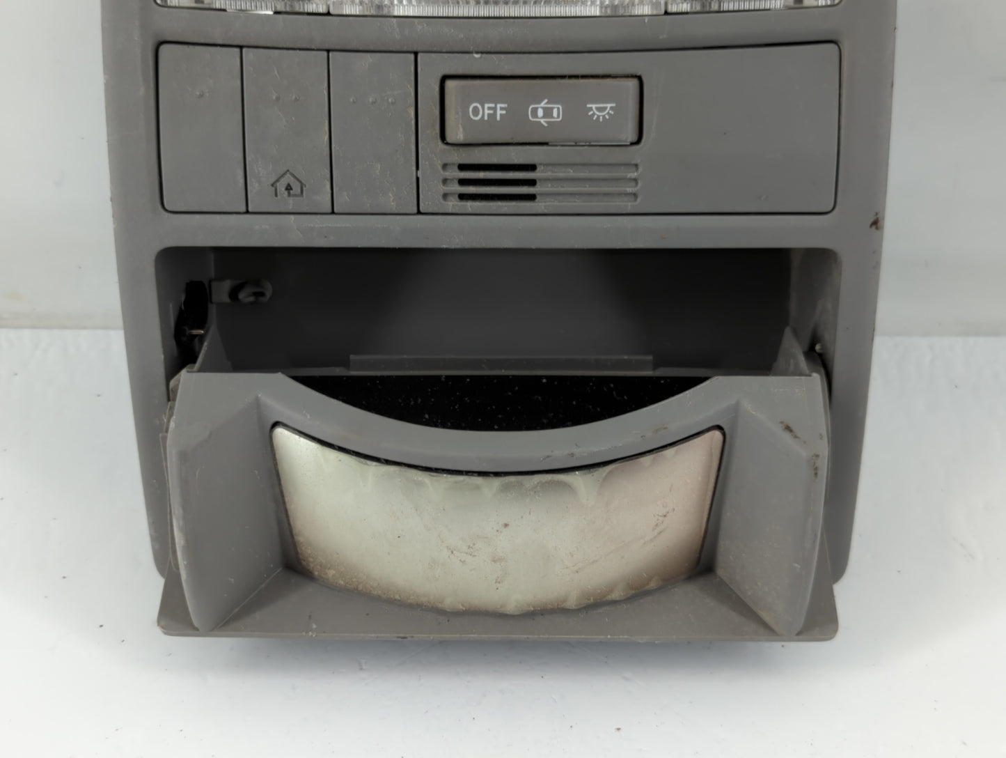 2008 Toyota Highlander Overhead Roof Console - Oemusedautoparts1.com