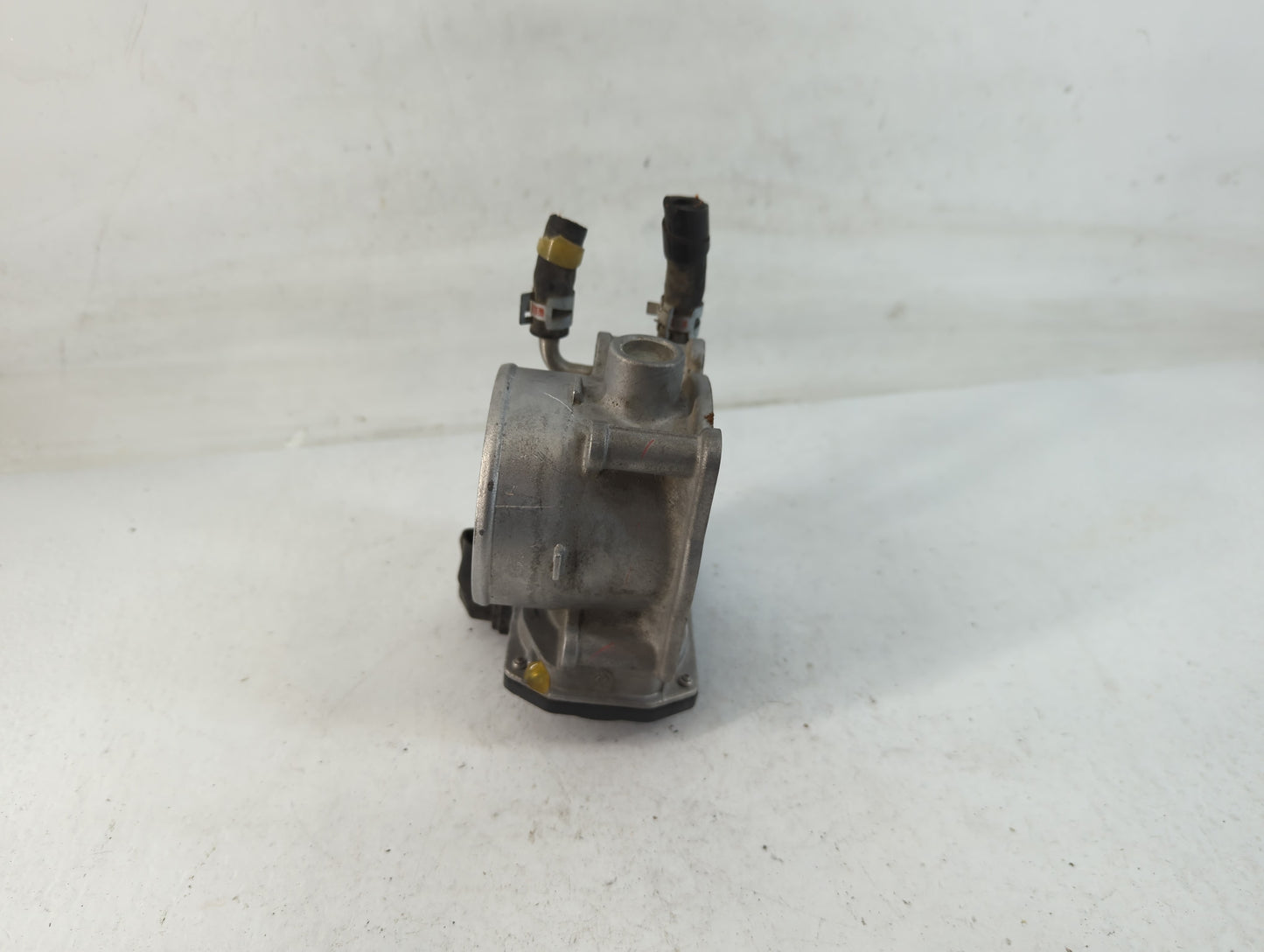 2008-2016 Toyota Highlander Throttle Body P/N:22030-31030 Fits OEM Used Auto Parts - Oemusedautoparts1.com