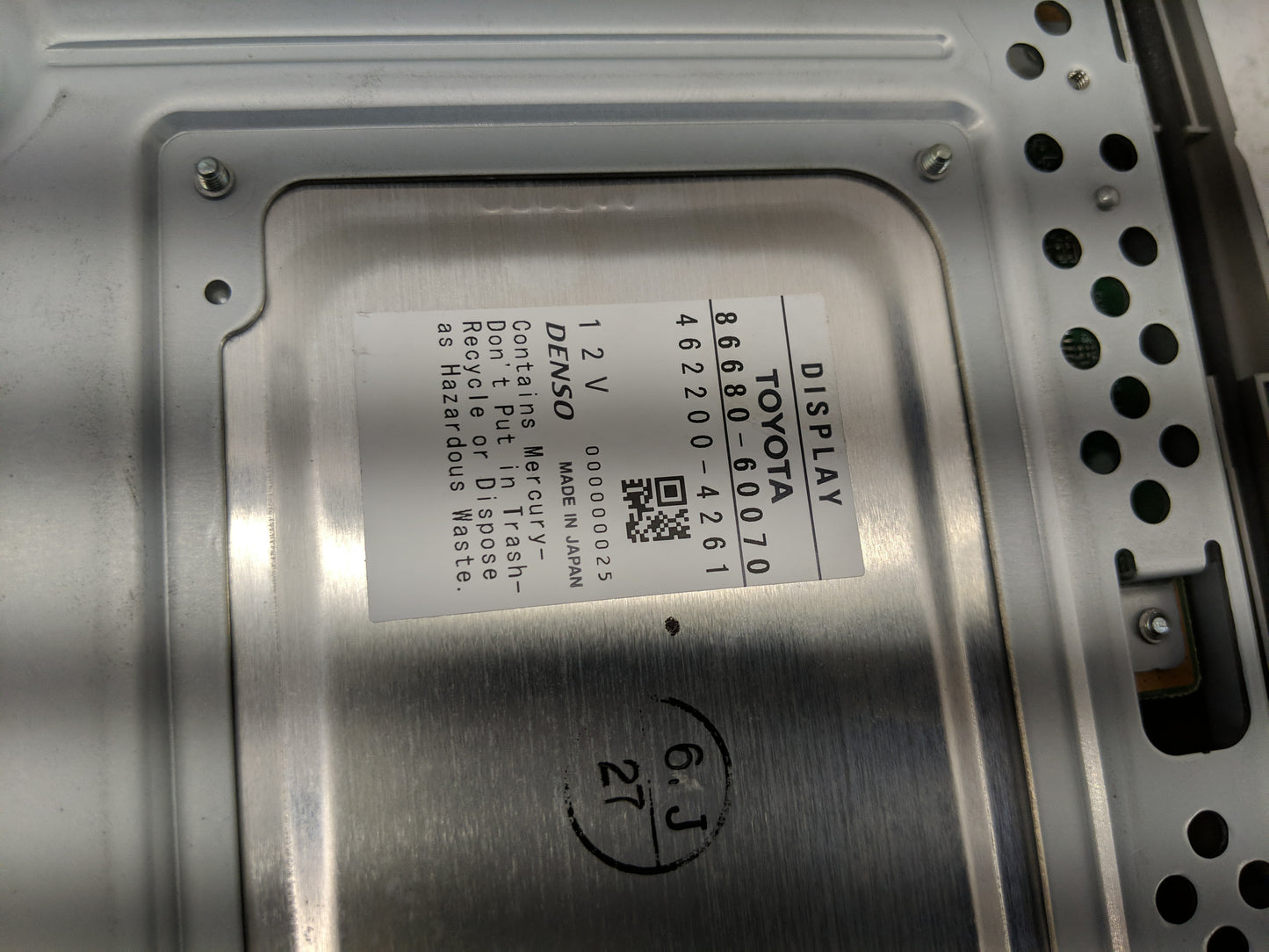 2008-2009 Toyota Land Cruiser Information Display Screen - Oemusedautoparts1.com