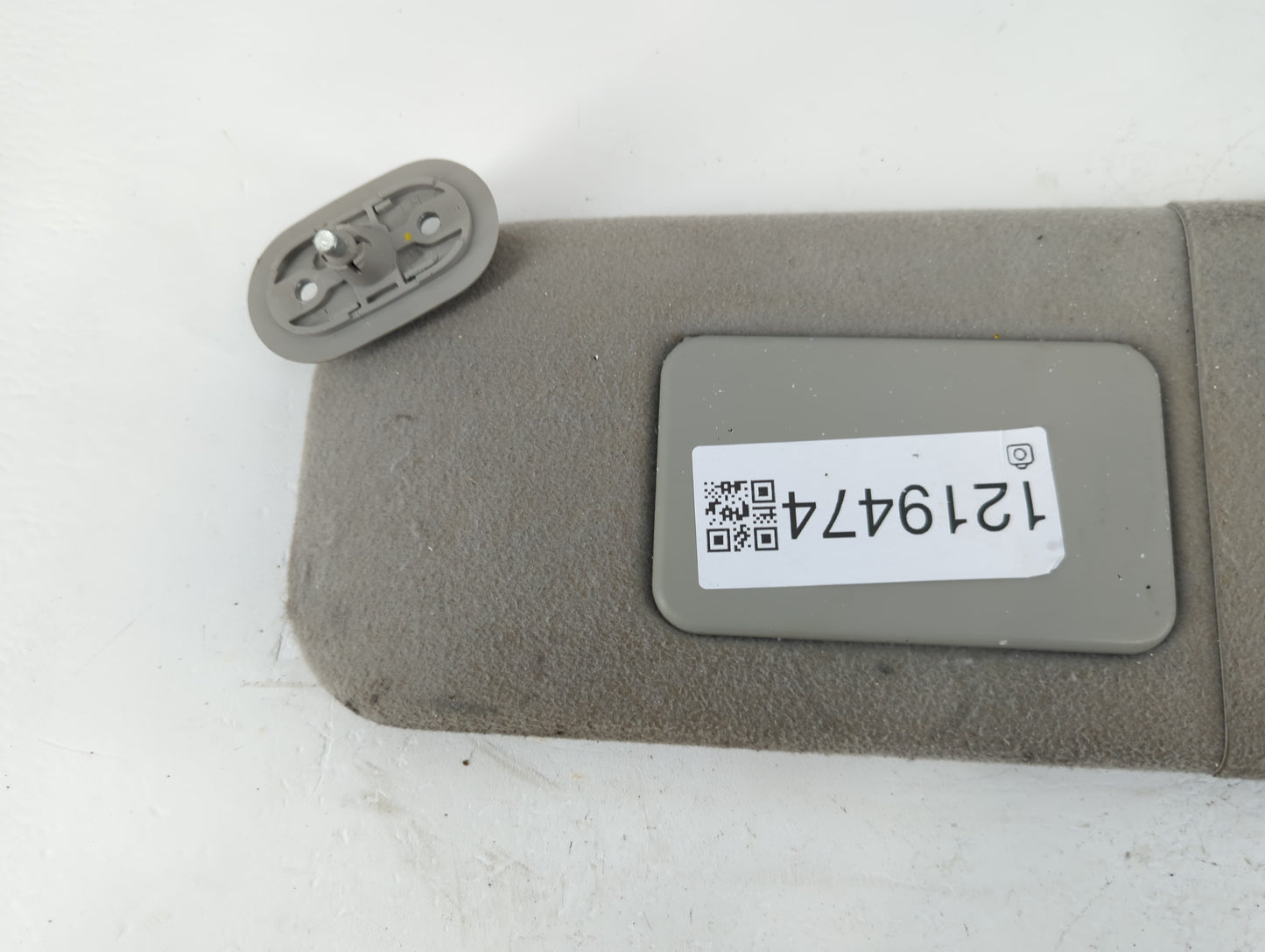 2005-2008 Toyota Matrix Sun Visor Shade Replacement Driver Left Mirror Fits Fits 2005 2006 2007 2008 OEM Used Auto Parts - O