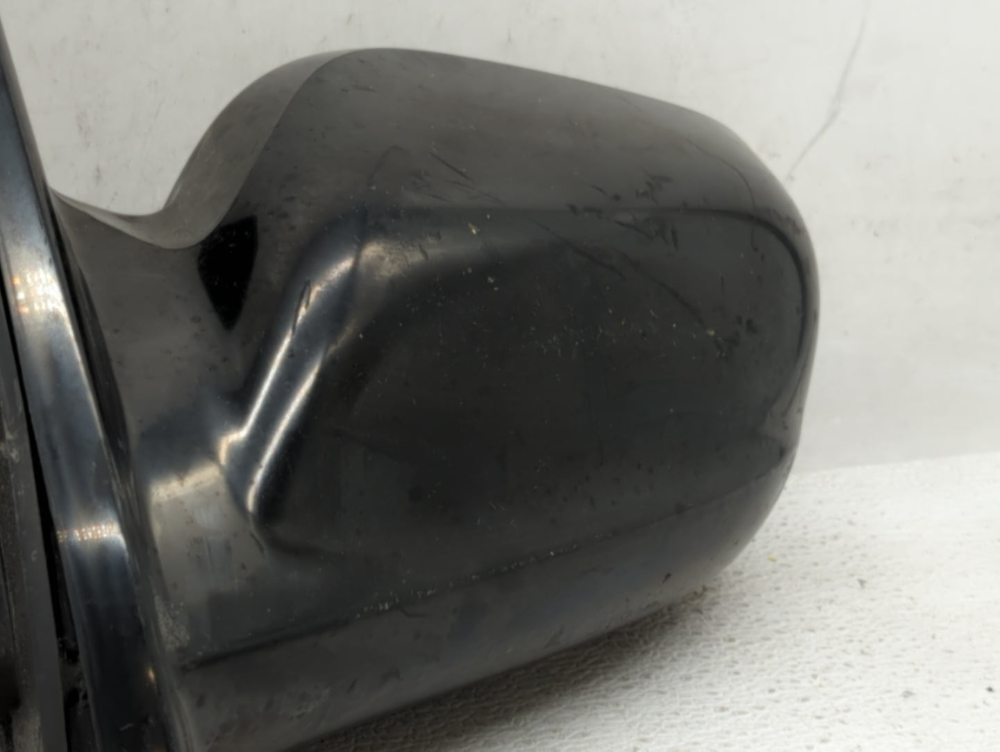 2003-2008 Toyota Matrix Driver Side View Mirror - Left Door Mirror OEM Used - Oemusedautoparts1.com