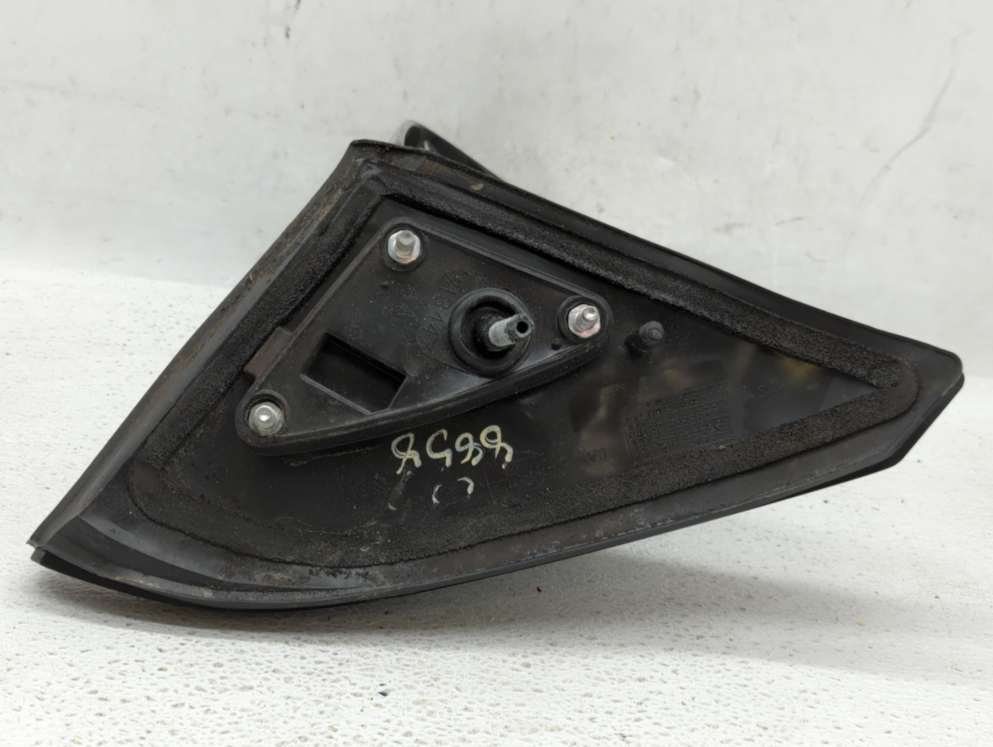 2003-2008 Toyota Matrix Driver Side View Mirror - Left Door Mirror OEM Used - Oemusedautoparts1.com