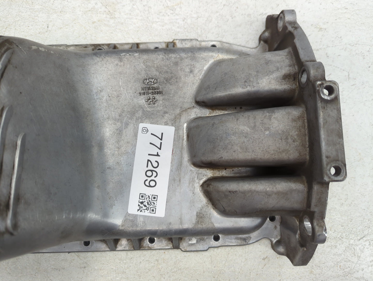 2008 Toyota Matrix Engine Oil Pan P/N:21511-26601 Fits OEM Used Auto Parts - Oemusedautoparts1.com