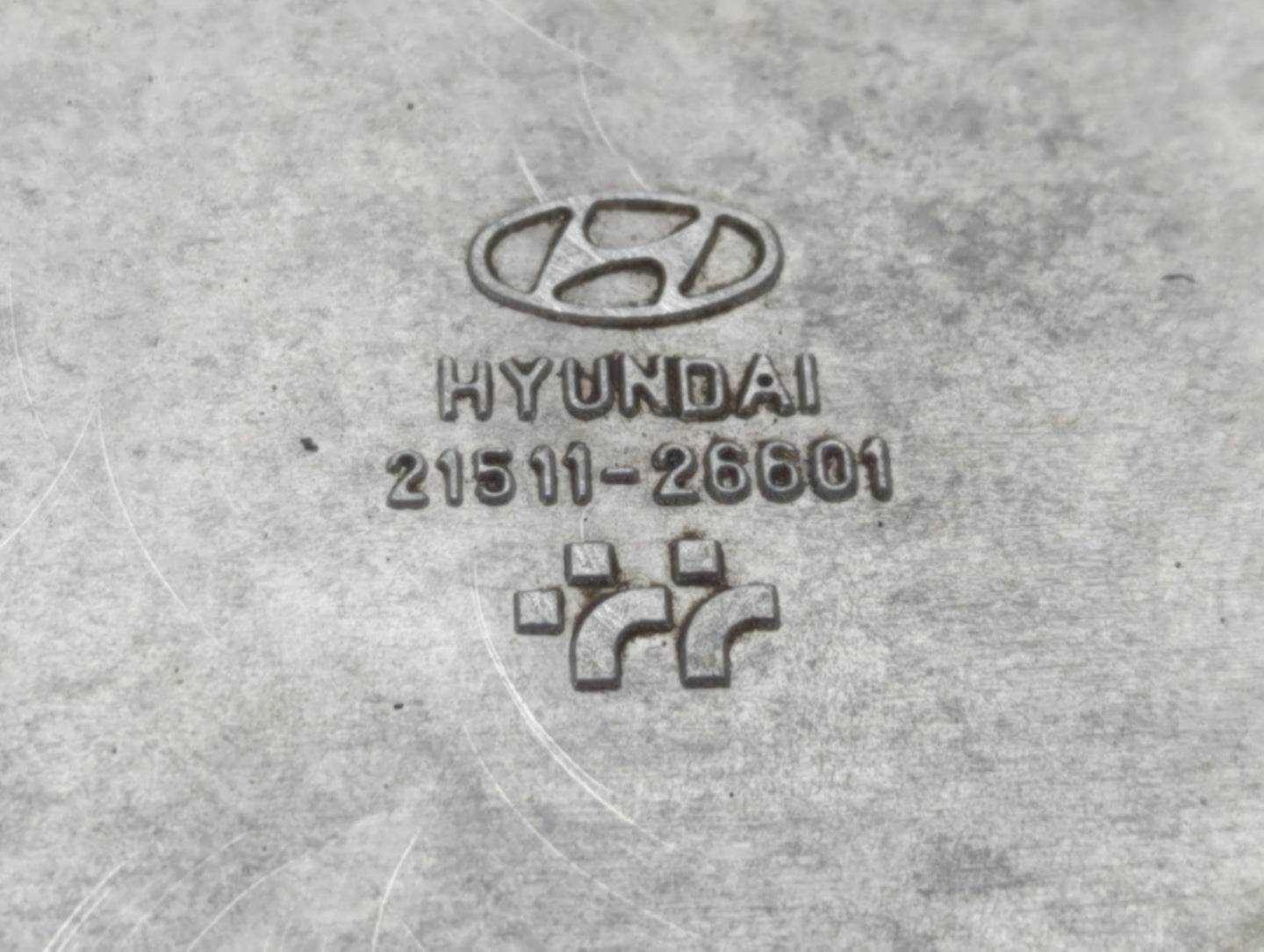 2008 Toyota Matrix Engine Oil Pan P/N:21511-26601 Fits OEM Used Auto Parts - Oemusedautoparts1.com