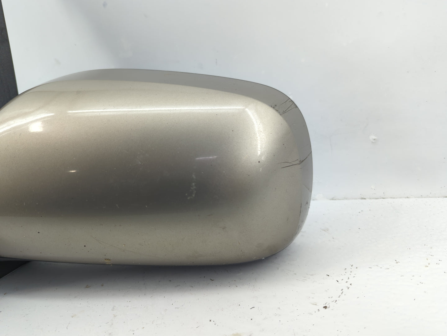 2004-2009 Toyota Prius Driver Side View Mirror - Left Door Mirror OEM Used - Oemusedautoparts1.com
