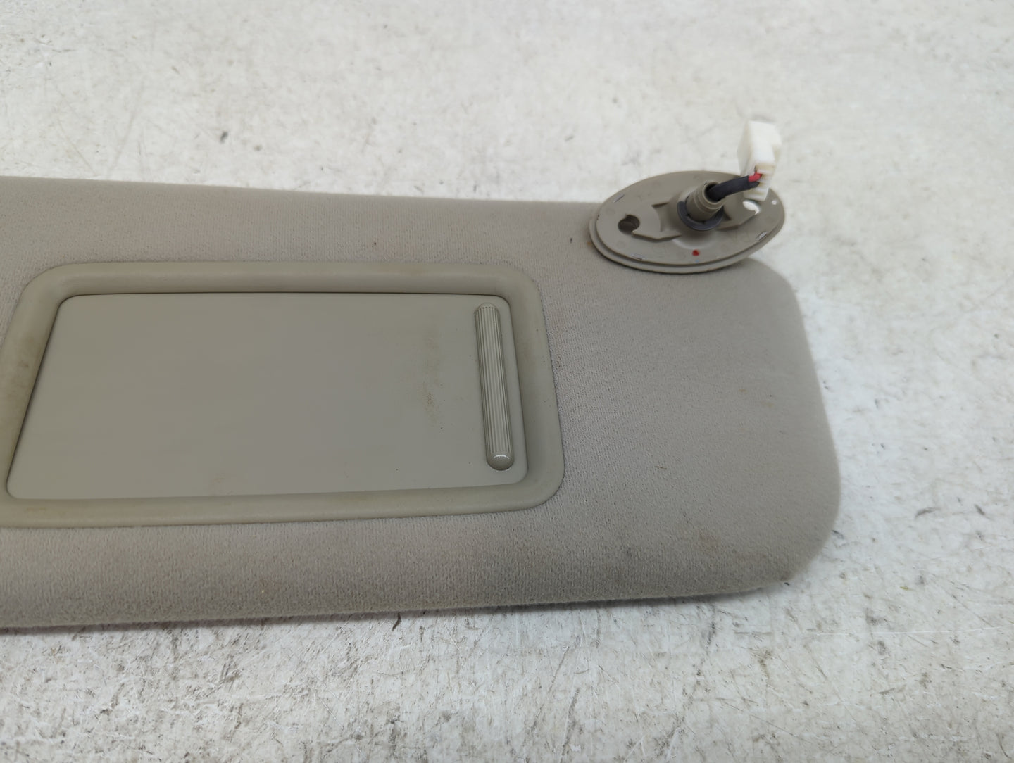 2006-2009 Toyota Prius Sun Visor Shade Replacement Passenger Right Mirror Fits Fits 2006 2007 2008 2009 OEM Used Auto Parts 