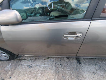 compare product 2004-2009 Toyota Prius Driver Front Door Oem 1076112